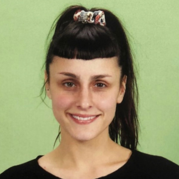 Meet your Posher, Alice - Picture 1 of 1